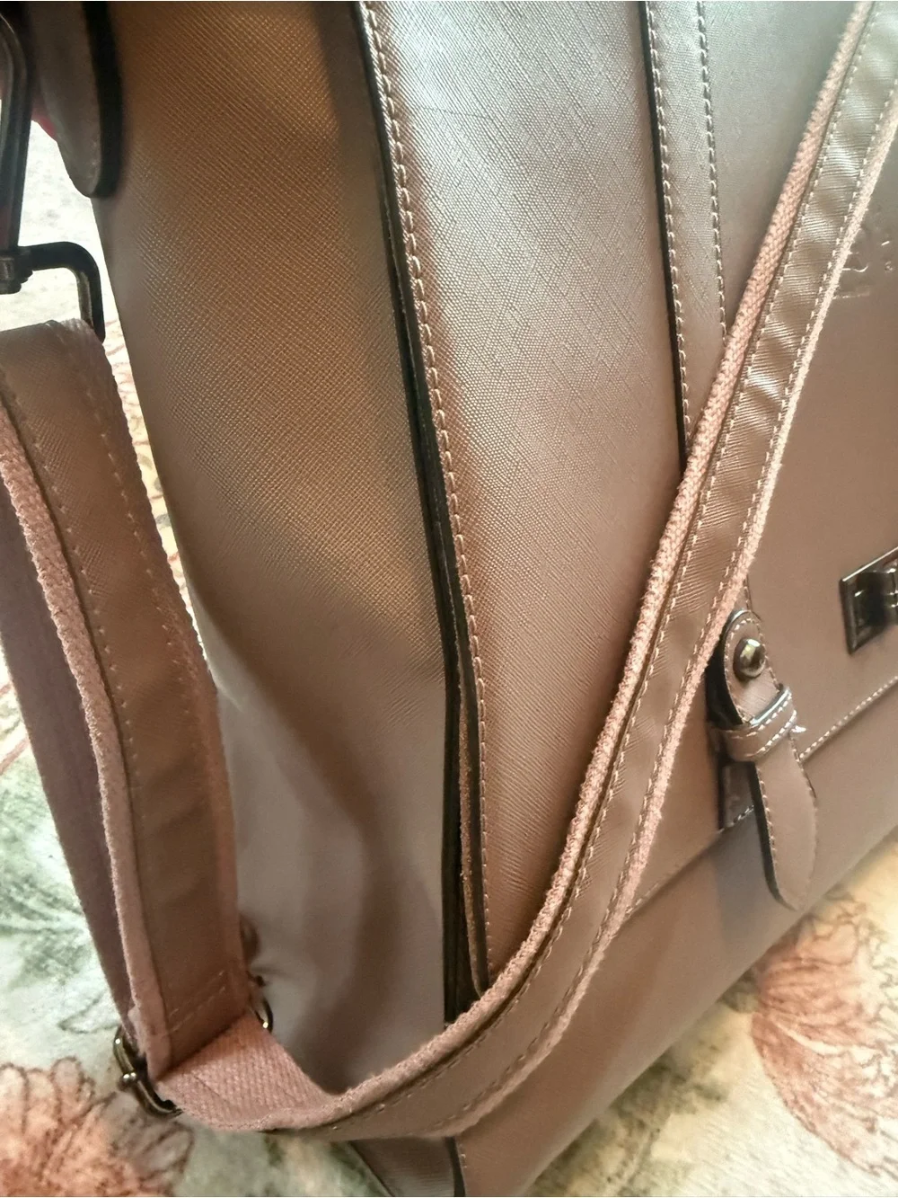 EaseGave Laptop Tote Briefcase Work Bag Blush Pink Excellent Condition
